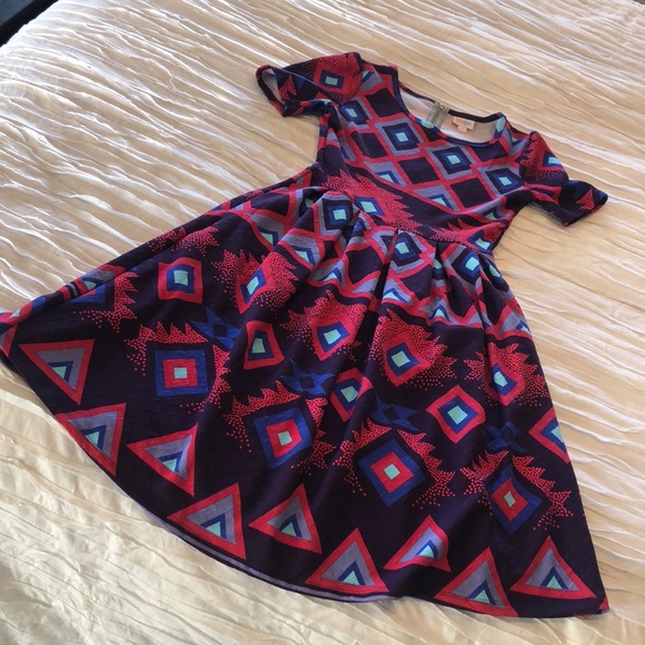 Aztec print pleated waist dress - Picture 4 of 5
